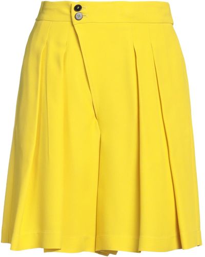 Forte Forte Shorts & Bermuda Shorts - Yellow
