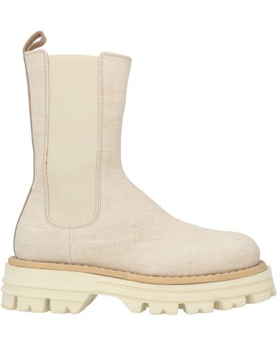 Barracuda Ankle Boots - Natural