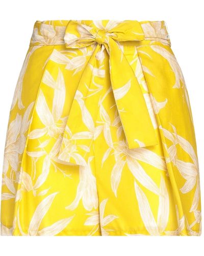 Lavi Shorts & Bermuda Shorts - Yellow