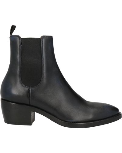 Ghost Ankle Boots - Black