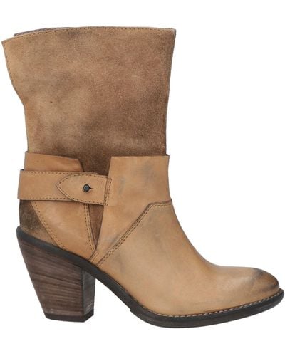Janet & Janet Camel Ankle Boots Leather - Brown