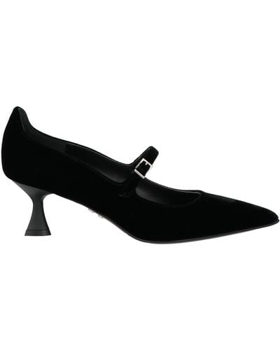Sergio Levantesi Court Shoes - Black