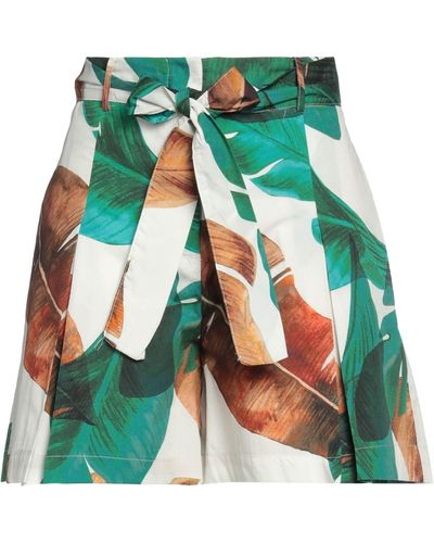 Imperial Shorts & Bermuda Shorts - Green