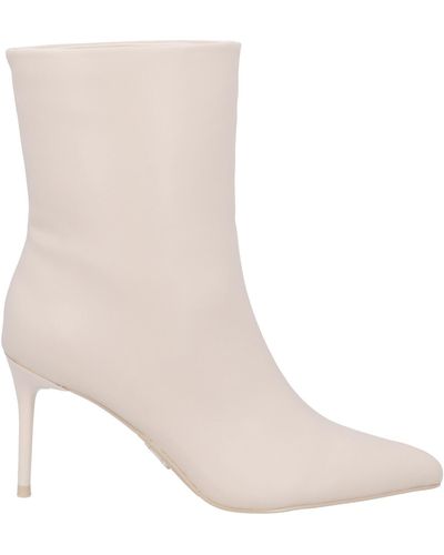 Steve Madden Ankle Boots - White