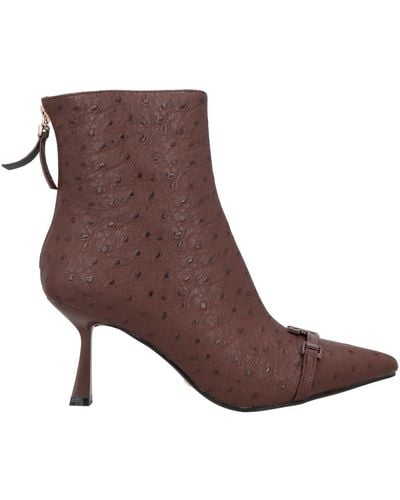 Jijil Ankle Boots - Brown