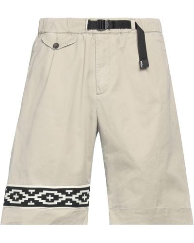 White Sand Shorts & Bermuda Shorts - Natural
