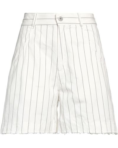 NOUMENO CONCEPT Shorts & Bermuda Shorts - White