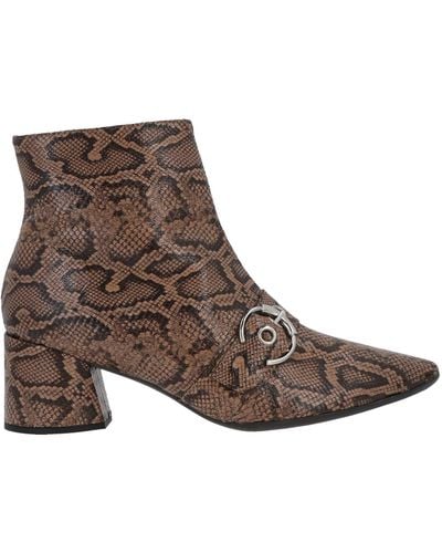 Wonders Ankle Boots - Brown