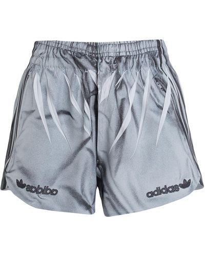 adidas Originals Shorts & Bermudashorts - Grau