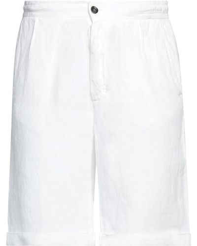 Alpha Studio Shorts & Bermudashorts - Weiß