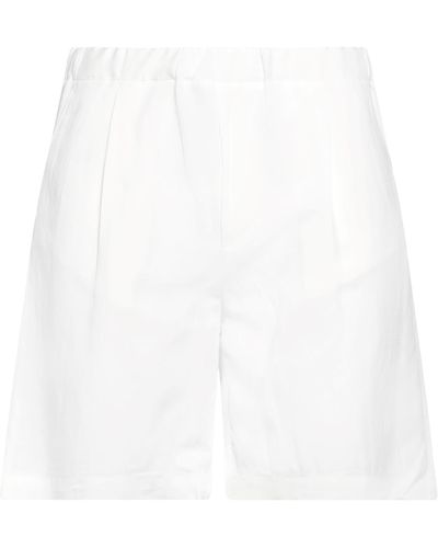 C.9.3 Shorts & Bermuda Shorts - White
