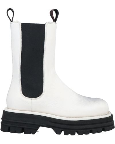 Barracuda Ankle Boots - White