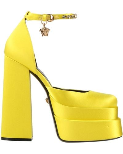 Versace Court Shoes - Yellow
