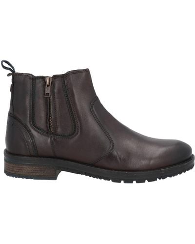 Wrangler Ankle Boots - Brown