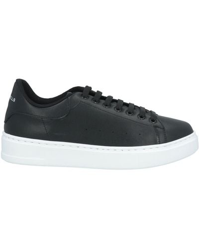 BRIAN MILLS Sneakers - Black