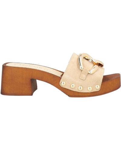 CafeNoir Mules & Clogs - Natural