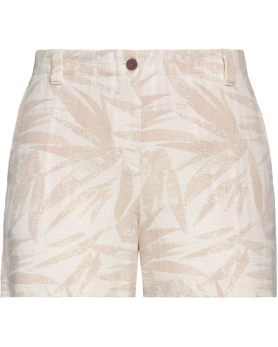 Giorgio Armani Shorts & Bermuda Shorts - Natural