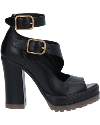 Chloé Court Shoes - Black