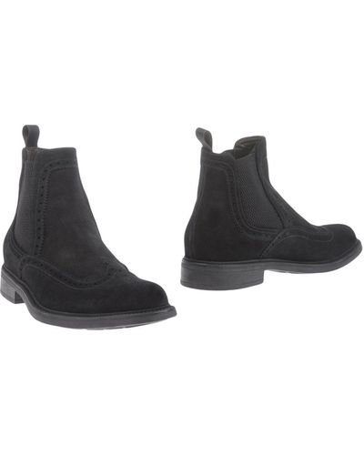 Barrett Ankle Boots - Black