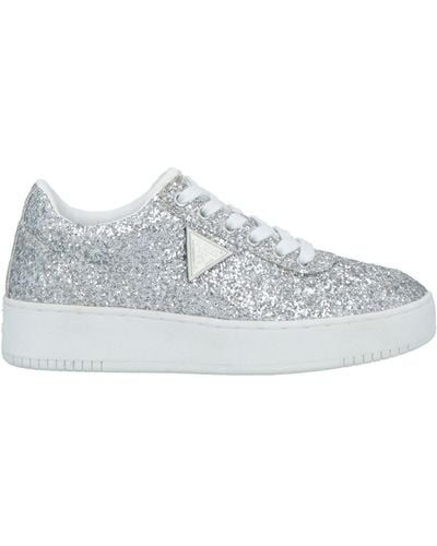 Guess Trainers - White