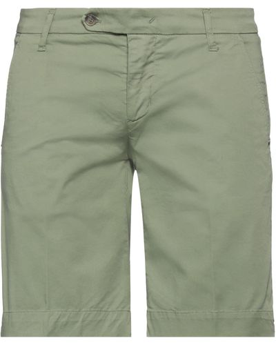 Entre Amis Shorts & Bermuda Shorts - Green