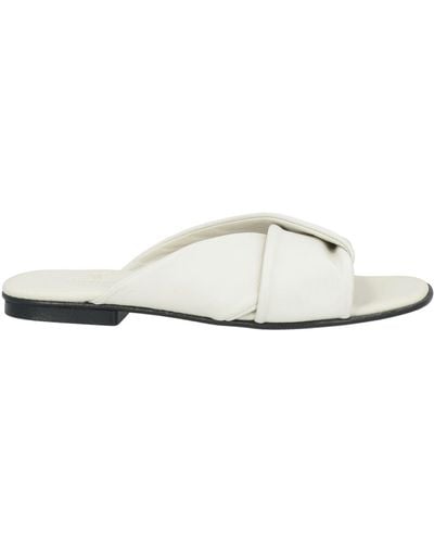 Thera's Sandals Leather - White