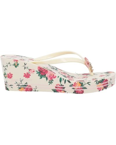 Juicy Couture Thong Sandal - Pink