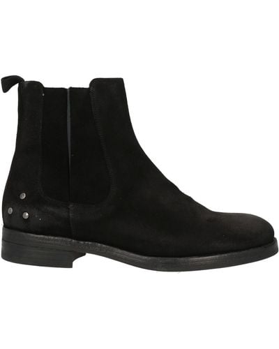 Be Edgy Ankle Boots - Black