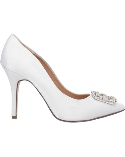 Sexy Woman Court Shoes - White