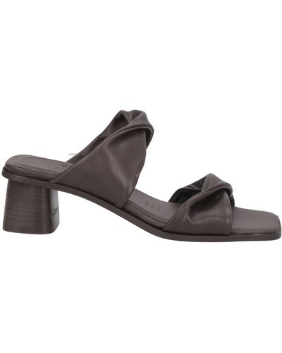 Thera's Sandals - Brown