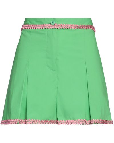 Boutique Moschino Shorts & Bermuda Shorts - Green