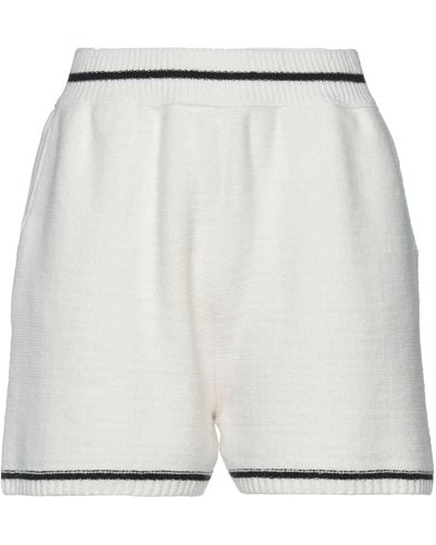Soallure Shorts & Bermuda Shorts - White