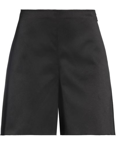 By Malene Birger Shorts & Bermuda Shorts - Black