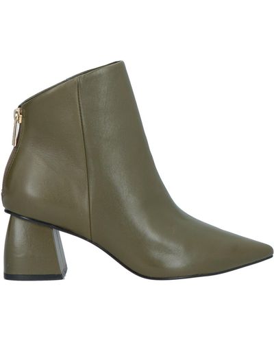Carrano Ankle Boots - Green