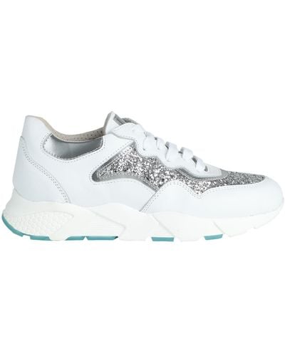 Stele Trainers - White