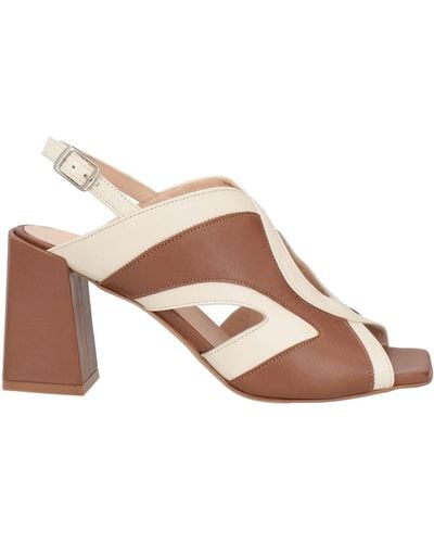 Aurora Sandals - Brown