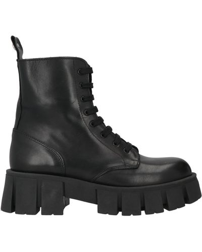 GISÉL MOIRÉ Ankle Boots - Black