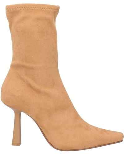 Steve Madden Ankle Boots - Brown