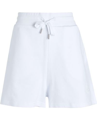 Woolrich Shorts & Bermuda Shorts - White