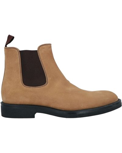 Barrett Ankle Boots - Brown