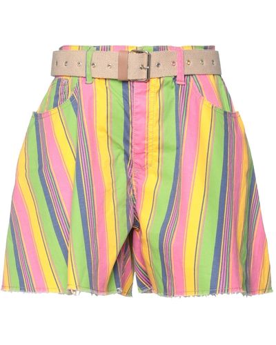 Please Shorts & Bermuda Shorts - Pink