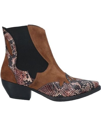 Tosca Blu Ankle Boots - Natural