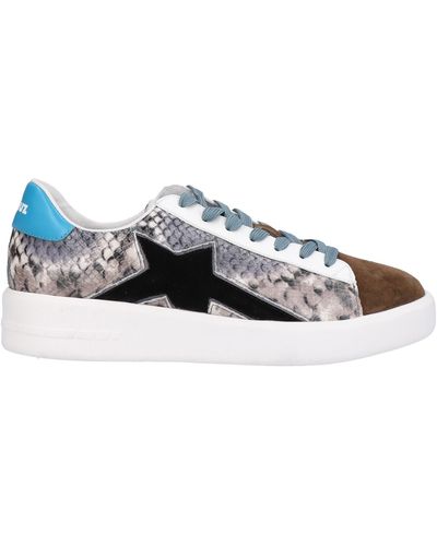 Lola Cruz Sneakers for Women | Online Sale up to 74% off | Lyst
