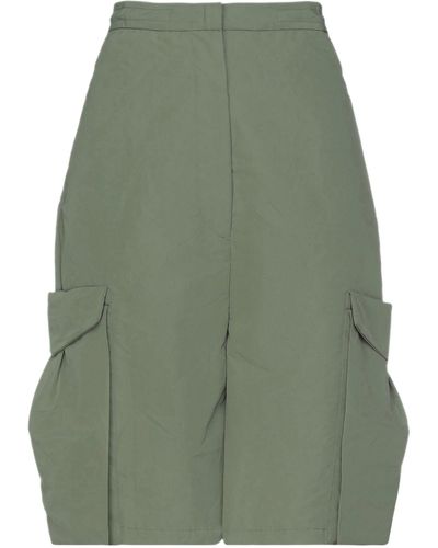 OUTHERE Shorts & Bermuda Shorts - Green