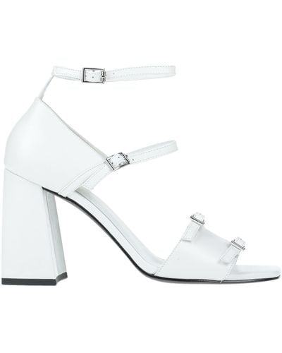 What For Sandals - White