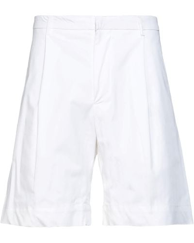 Yes London Shorts & Bermuda Shorts - White