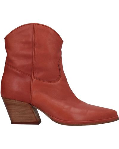 Lemarè Ankle Boots - Red