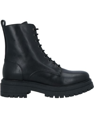 G.H. Bass & Co. Ankle Boots - Black