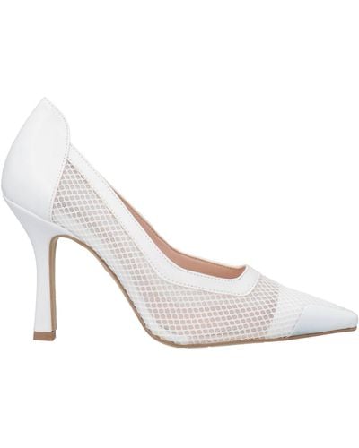 06 Milano Court Shoes - White
