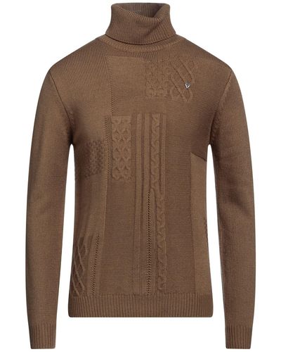 Fifty Four Turtleneck - Brown